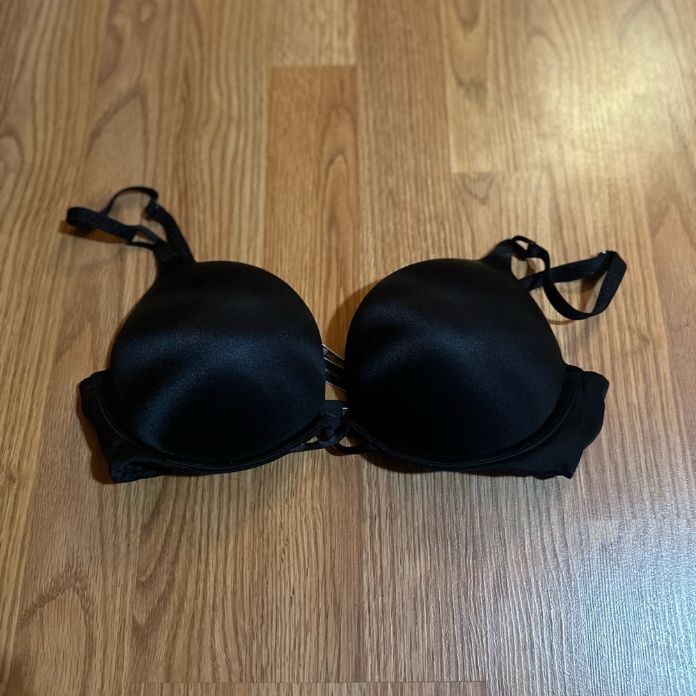 Victoria’s Secret Bombshell Push-Up Bra